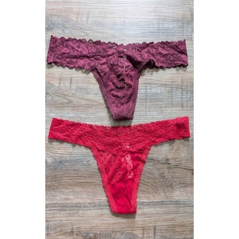 NWT Victoria’s Secret Thong/String Lot Of 2 Lace M Maroon/Red
